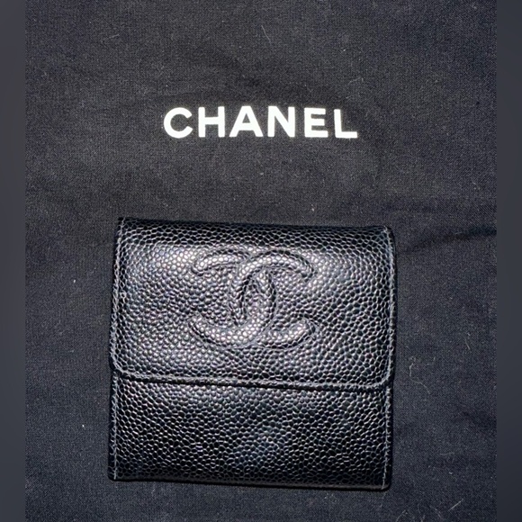 CHANEL WALLET - Picture 2 of 5